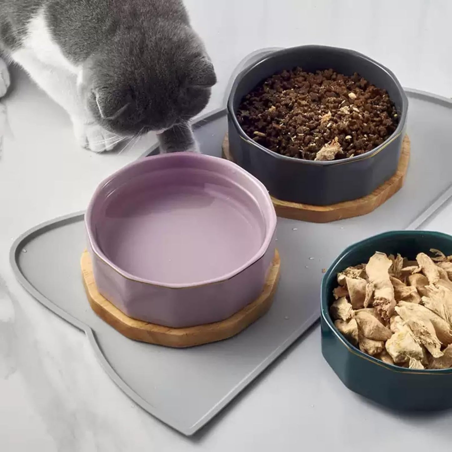 Cat Food Mat, Silicone Pet Feeding Mat for Floor Non-Slip Waterproof Dog Water Bowl Tray Cushion (20" x 12", Light Gray)