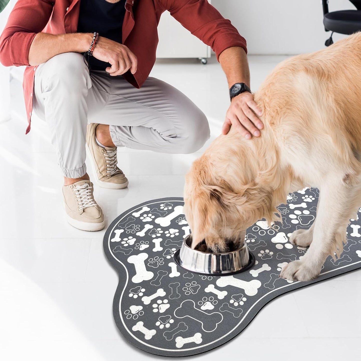 Dog & Cat Food Mat Bone Shaped Pet Feeding Mat Quick Absorb Water Bowl Placemat with Rubber Backing Indoor Floor Stain Resistant Pet Accessory Supplies (Dark Gray, 17x29 Inches)