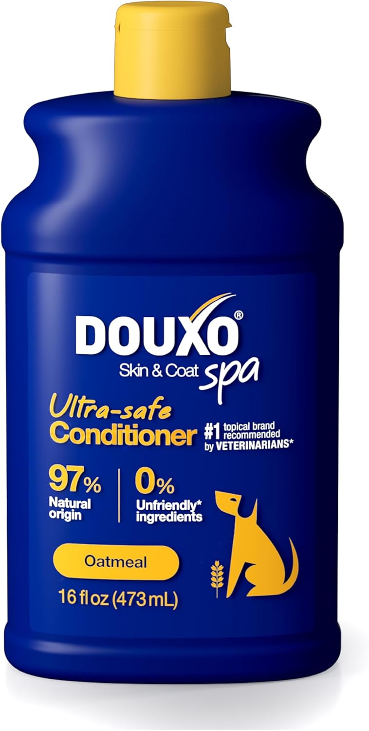 DOUXO® Skin & Coat SPA - Ultra-Safe Oatmeal Dog Conditioner, 16 fl oz, Safely Detangles, Moisturizes, Leaves The Coat Soft, Silky and Radiant, Skin-Friendly Formula