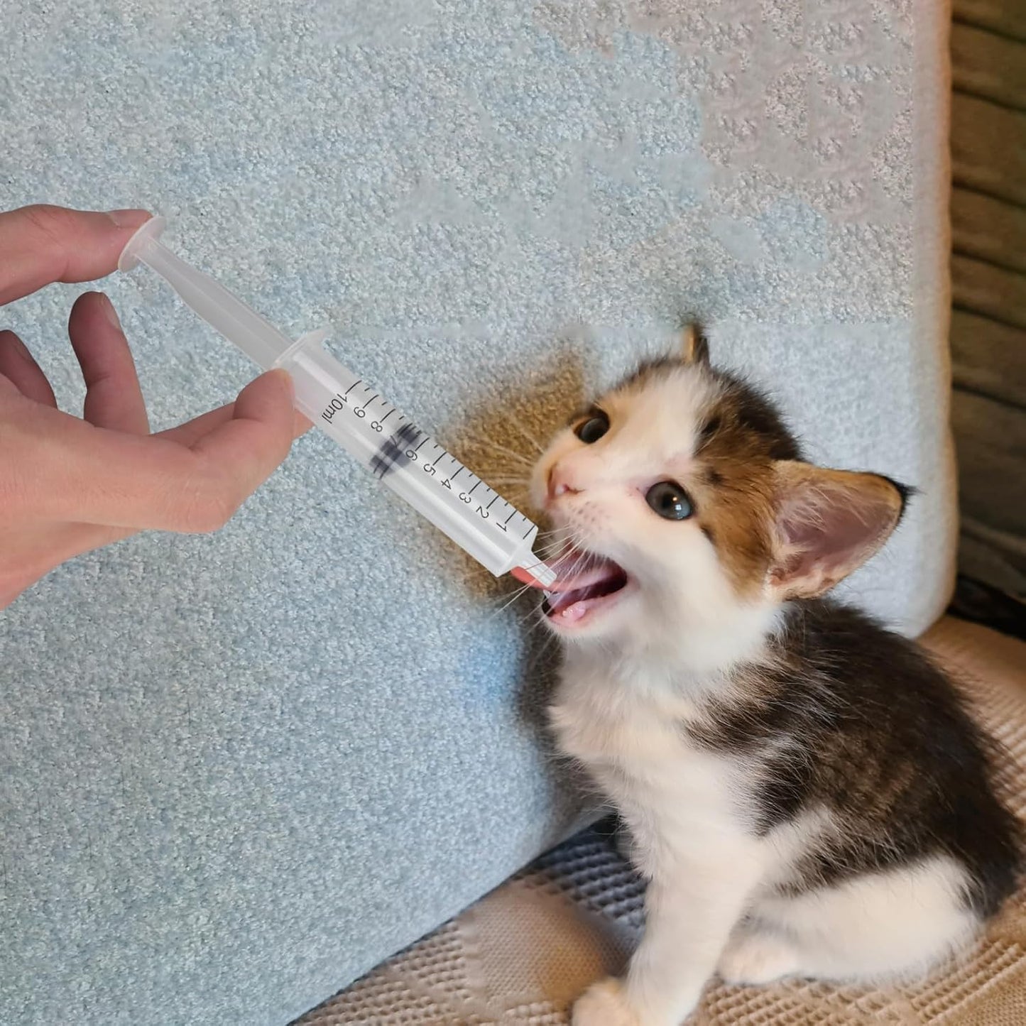 Professional Reusable Puppies Feeding Syringes for Newborn Kittens, Puppies, Pets, Wildlife, Rabbits, Squirrel,Small Animals (4Nipple+2 Syringes)